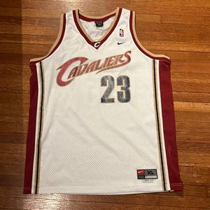 Lebron James cavaliers Nike Jersey